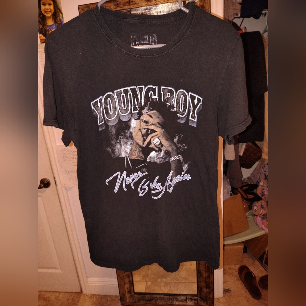 Neiman Marcus Black Graphic Tee Nba Youngboy Tour Merch Rare Mint Vintage  Tour - Picture 5 of 7